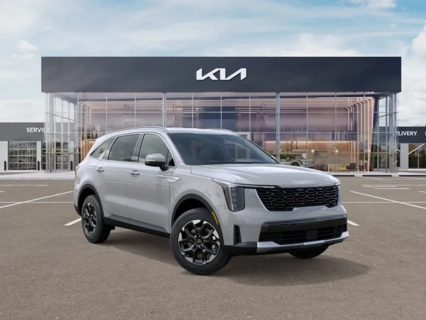 2025 Kia Sorento S photo 1