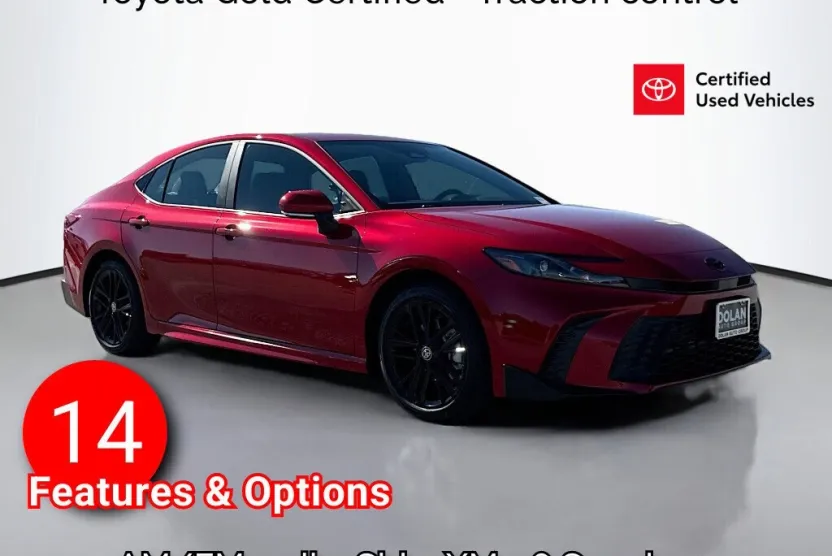 2025 Toyota Camry LE photo 1
