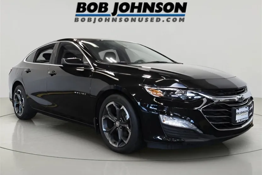 2022 Chevrolet Malibu 1LT photo 1