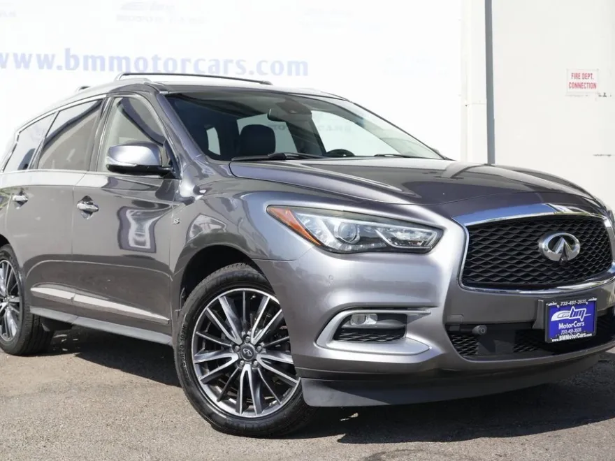 2016 Infiniti QX60 Base photo 1