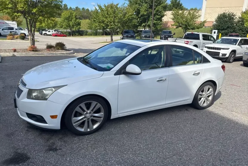 2012 Chevrolet Cruze LTZ photo 1