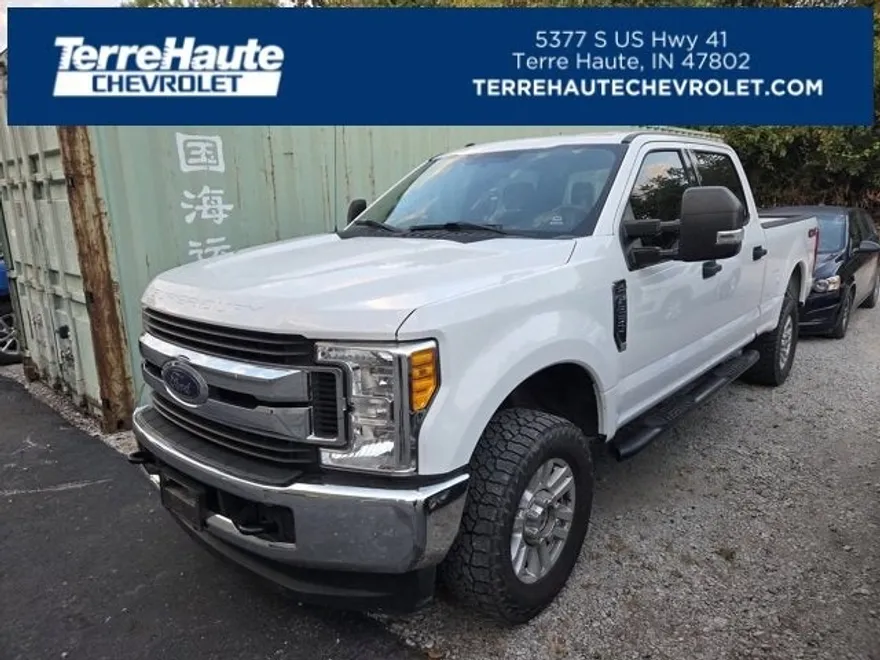 2017 Ford F-250 XLT photo 1