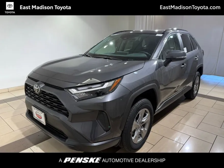 2025 Toyota RAV4 XLE photo 1