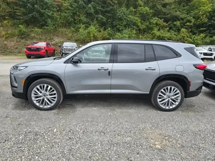 2026 Buick Enclave Sport Touring photo 1
