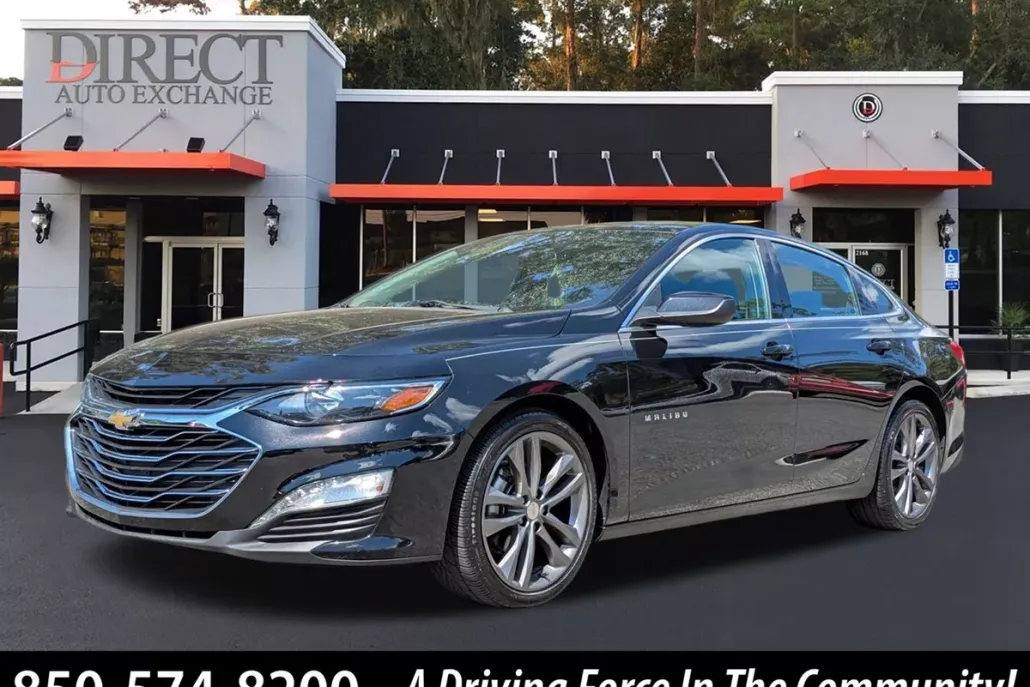 2023 Chevrolet Malibu 1LT photo 1