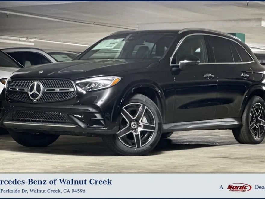 2025 Mercedes Benz GLC 300 photo 1