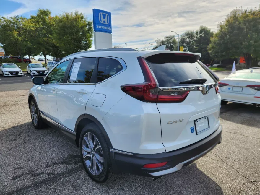 2022 Honda CR-V Touring photo 1