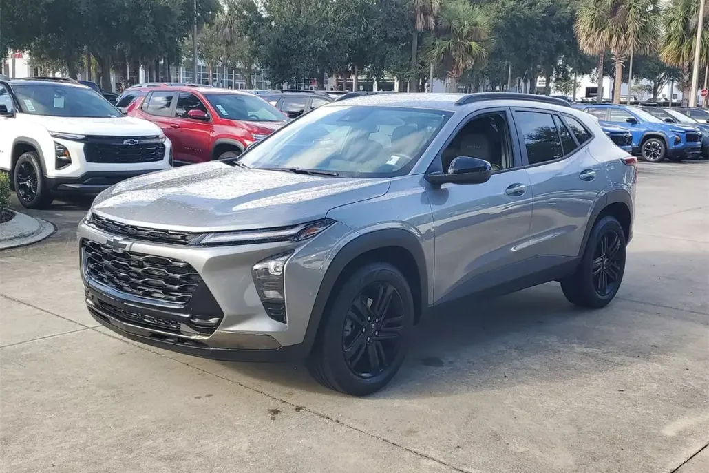 2025 Chevrolet Trax ACTIV photo 1