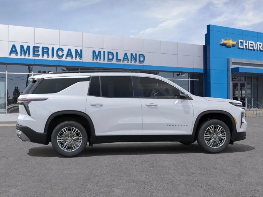 2026 Chevrolet Traverse photo 1
