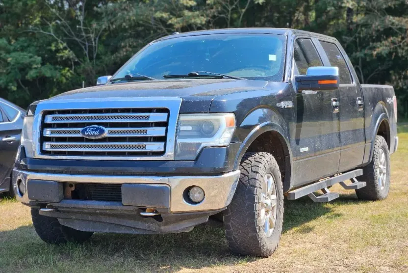 2013 Ford F-150 Lariat photo 1