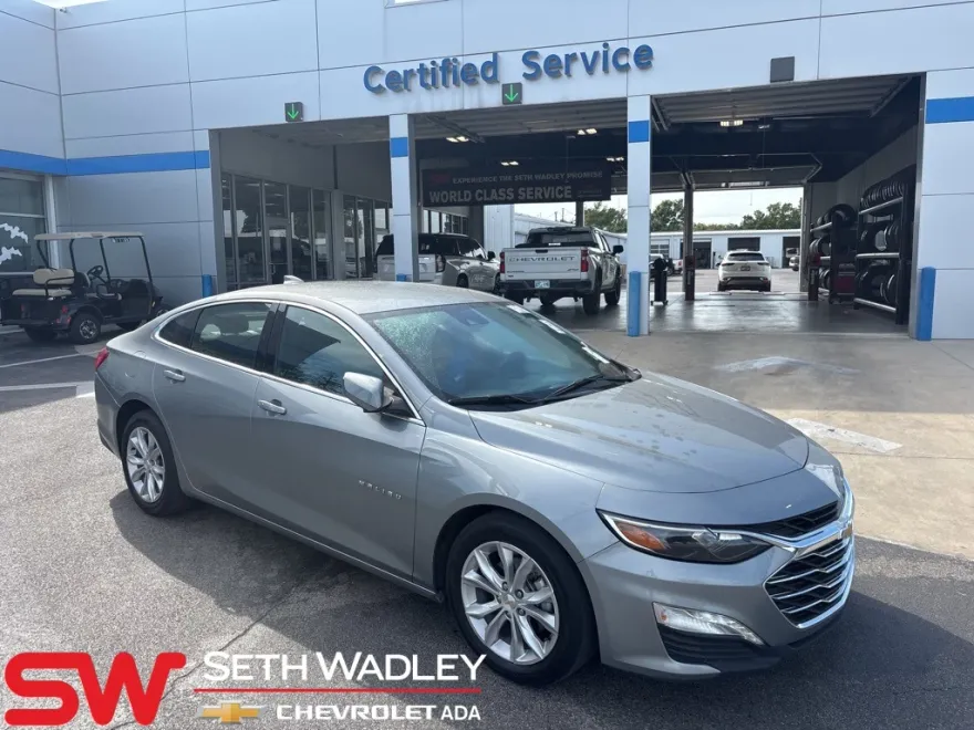2024 Chevrolet Malibu 1LT photo 1