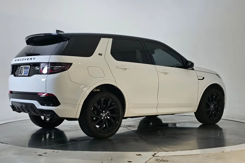 2023 Land Rover Discovery Sport SE R-Dynamic photo 1