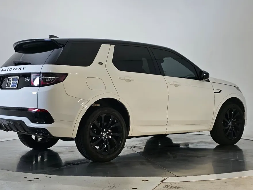 2023 Land Rover Discovery Sport SE R-Dynamic photo 1