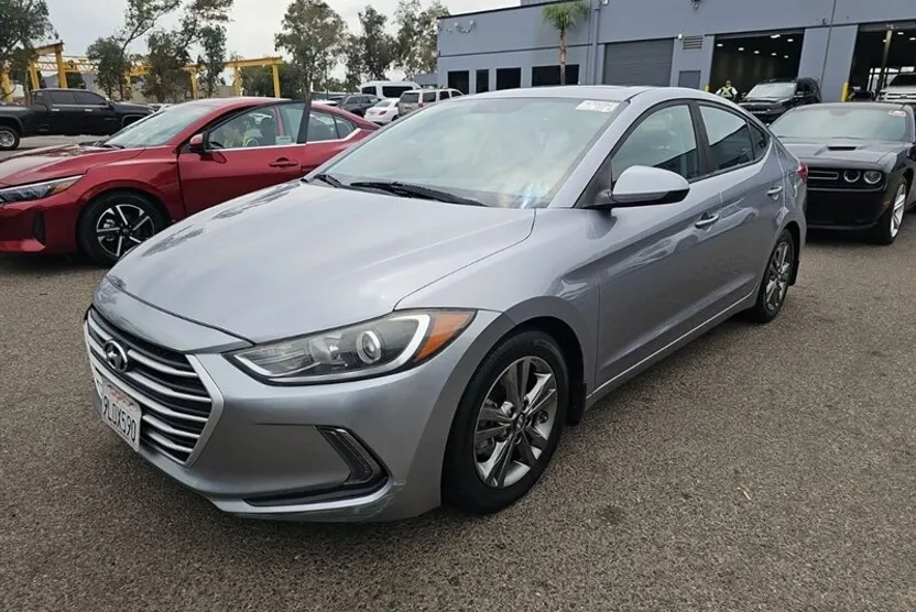 2017 Hyundai Elantra SE Tech Limited photo 1