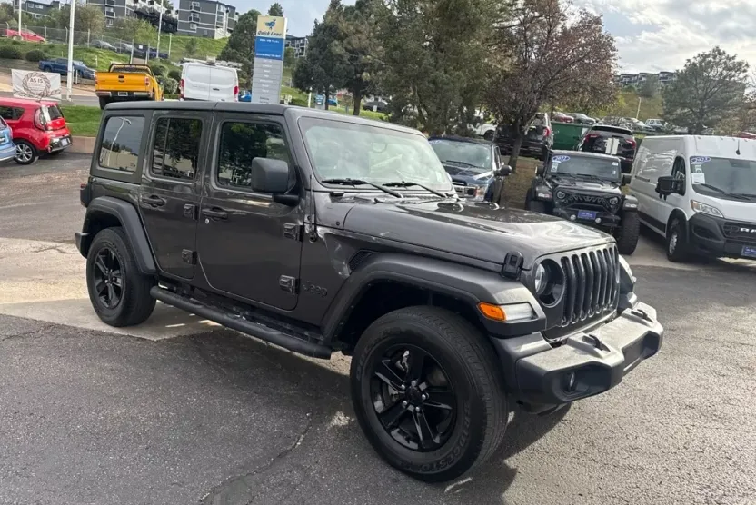 2021 Jeep Wrangler Unlimited Sport Altitude photo 1