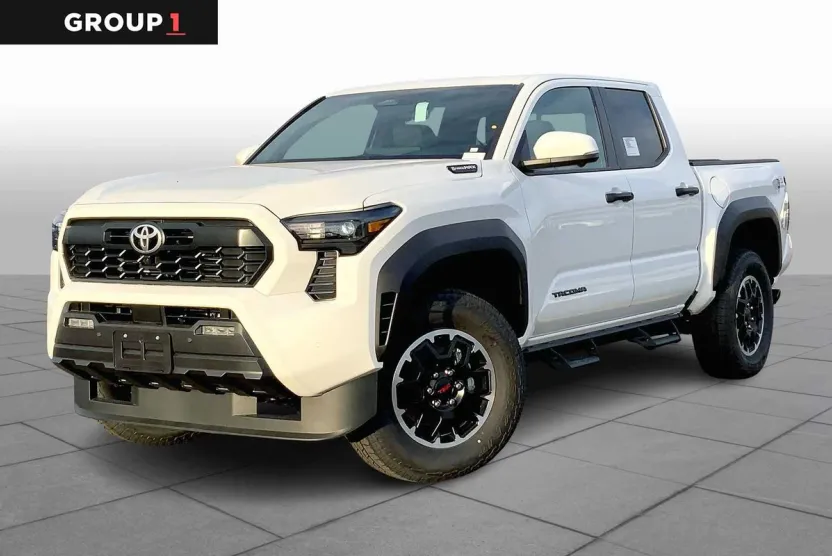 2025 Toyota Tacoma TRD Off-Road photo 1