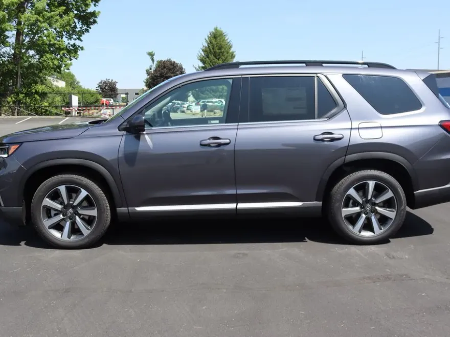 2025 Honda Pilot Elite photo 1