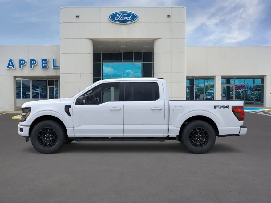 2025 Ford F-150 XLT photo 1