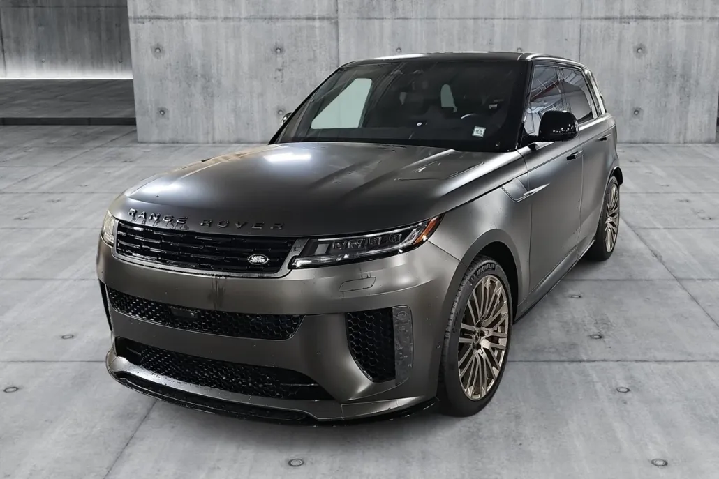 2025 Land Rover Range Rover Sport photo 1