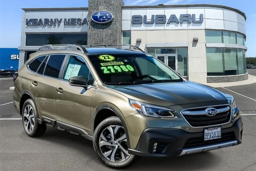 2022 Subaru Outback Limited photo 1