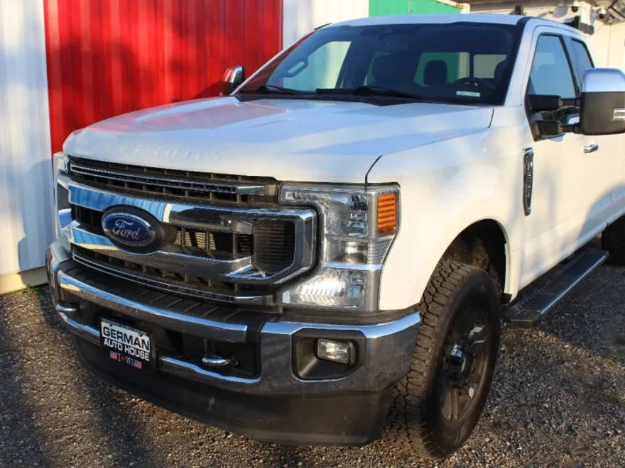 2020 Ford F-250 XLT photo 1