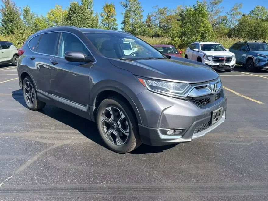 2018 Honda CR-V Touring photo 1