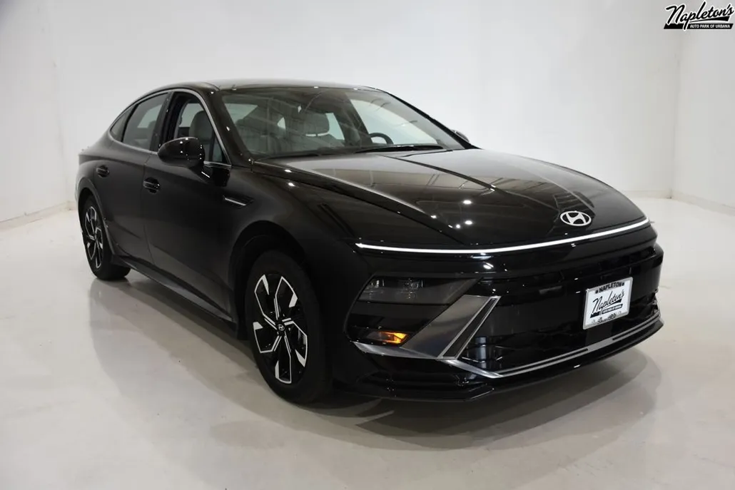2024 Hyundai Sonata SEL photo 1