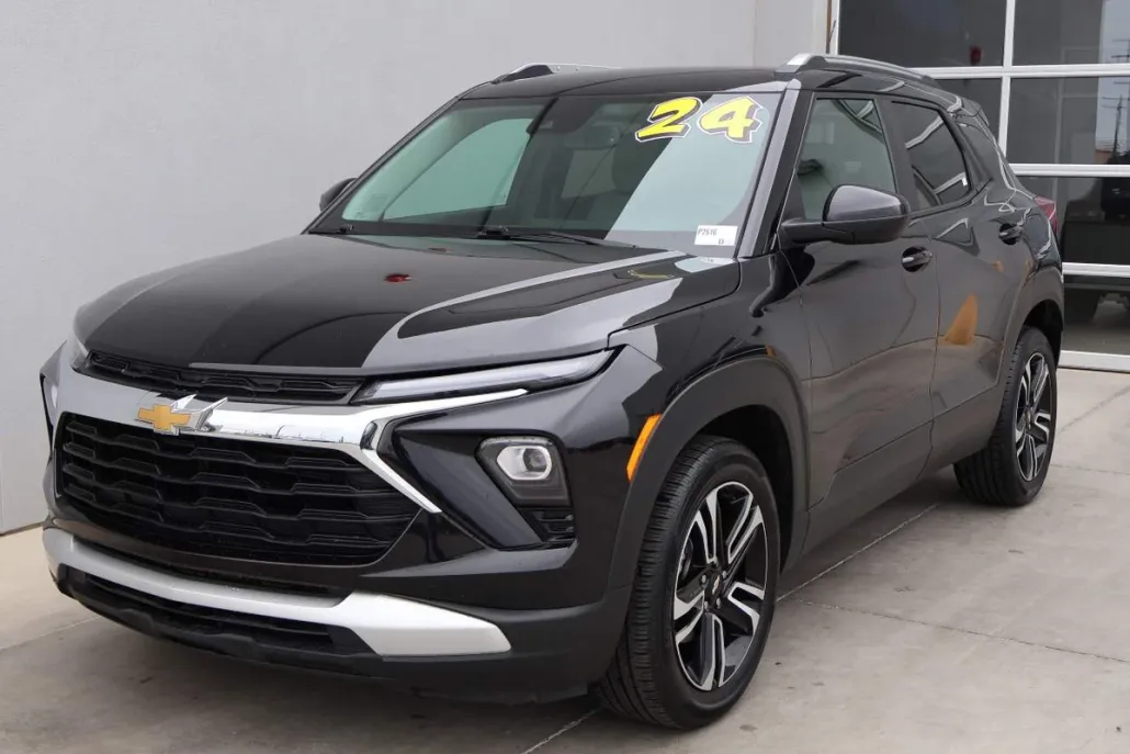 2024 Chevrolet Trailblazer LT photo 1