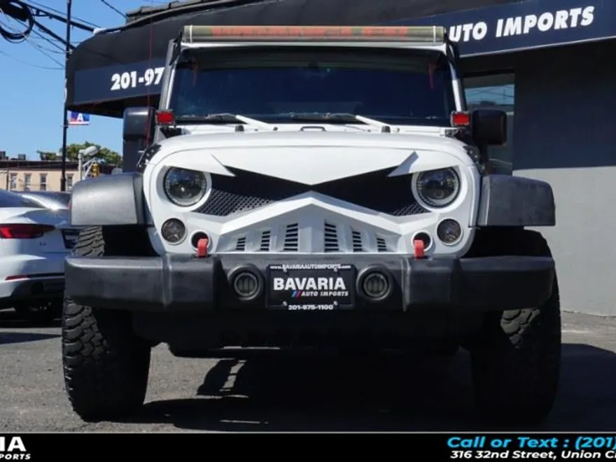2016 Jeep Wrangler Unlimited Black Bear photo 1