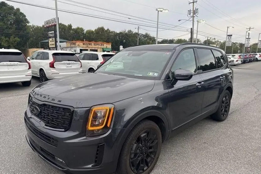 2021 Kia Telluride SX photo 1