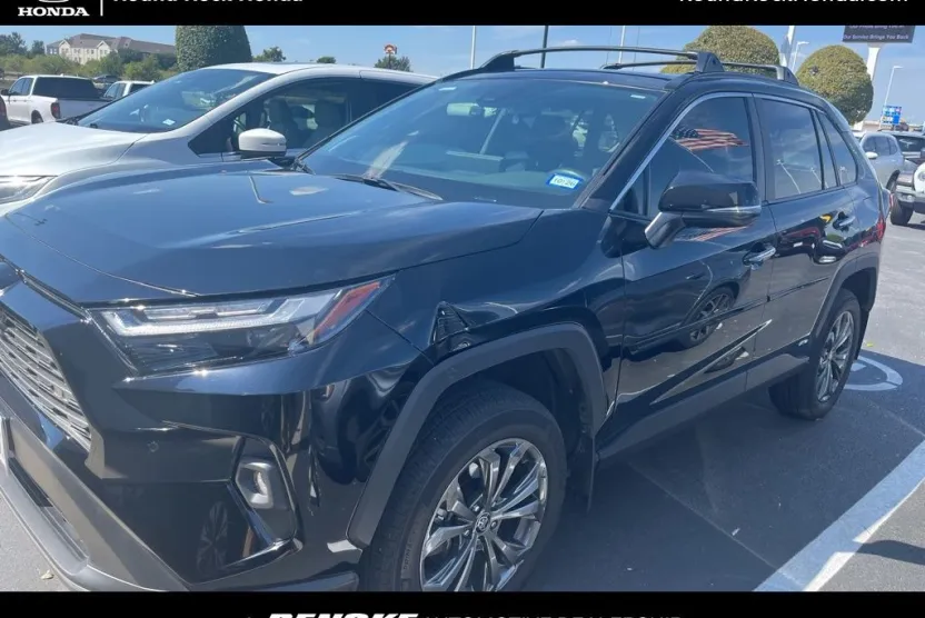 2024 Toyota RAV4 Hybrid Limited photo 1