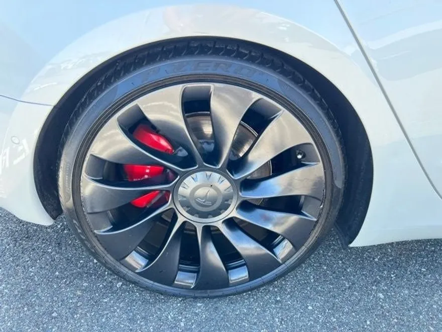 2022 Tesla Model 3 Performance photo 12