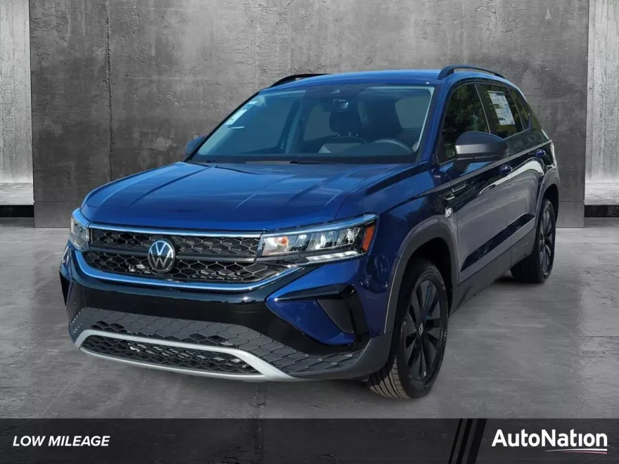2024 Volkswagen Taos S photo 1