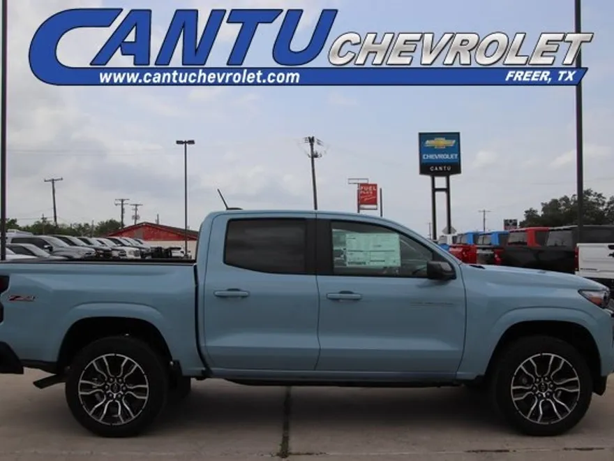 2025 Chevrolet Colorado Z71 photo 1