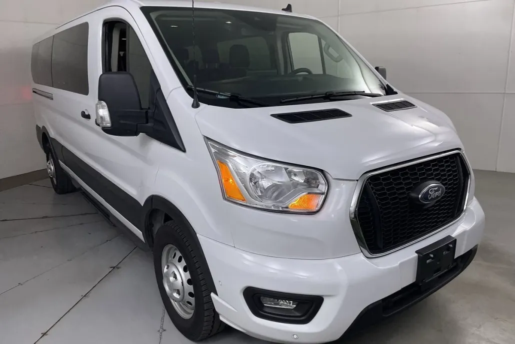 2022 Ford Transit photo 1