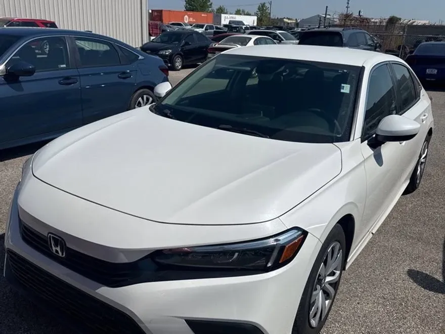 2024 Honda Civic LX photo 1