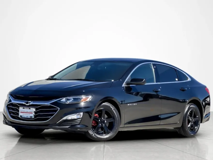 2024 Chevrolet Malibu LS photo 1