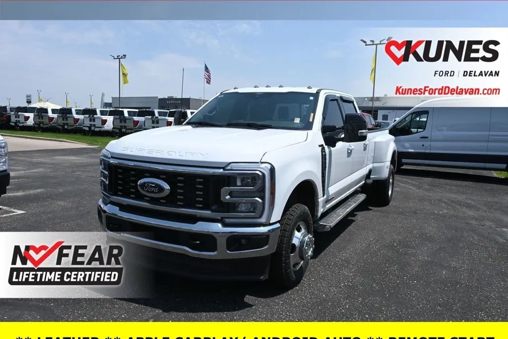 2024 Ford F-350 Lariat photo 1