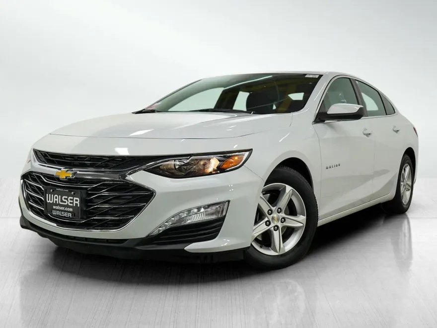 2023 Chevrolet Malibu 1LT photo 1