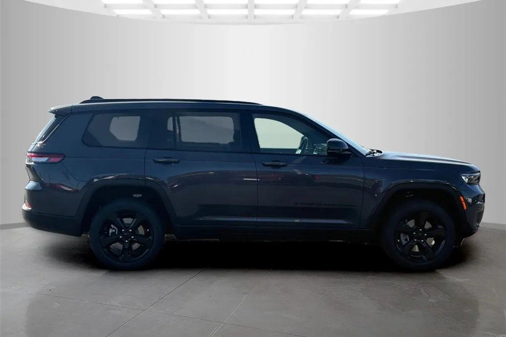 2025 Jeep Grand Cherokee Altitude X photo 1
