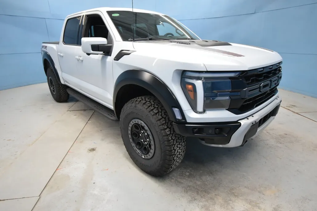2025 Ford F-150 Raptor photo 1