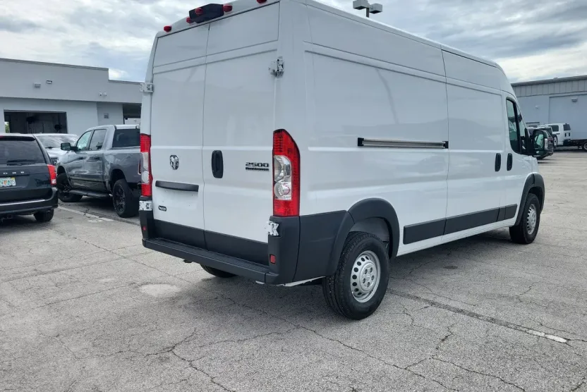 2025 Ram ProMaster 2500 photo 1