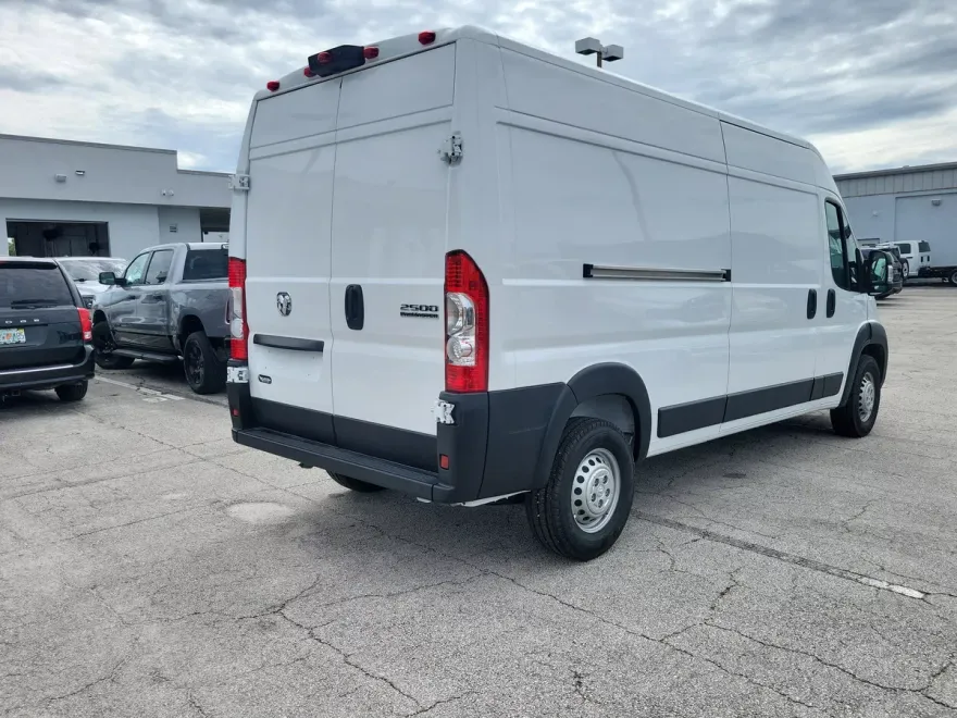 2025 Ram ProMaster 2500 photo 1
