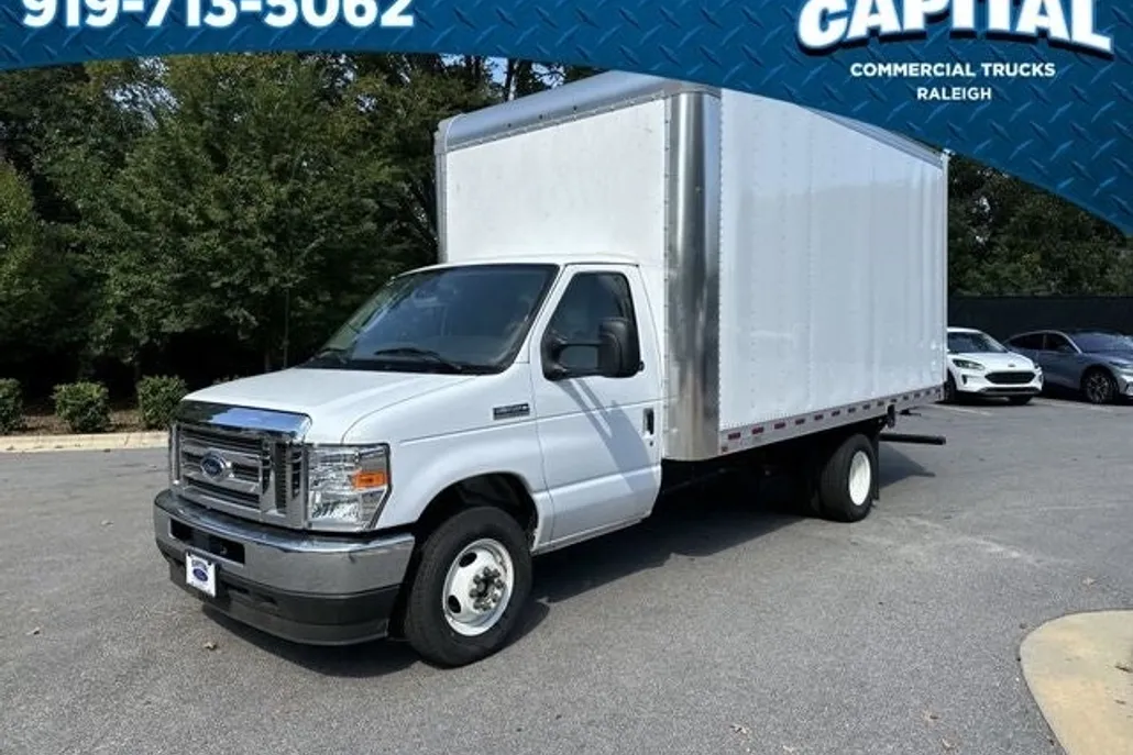2024 Ford E-350 photo 1