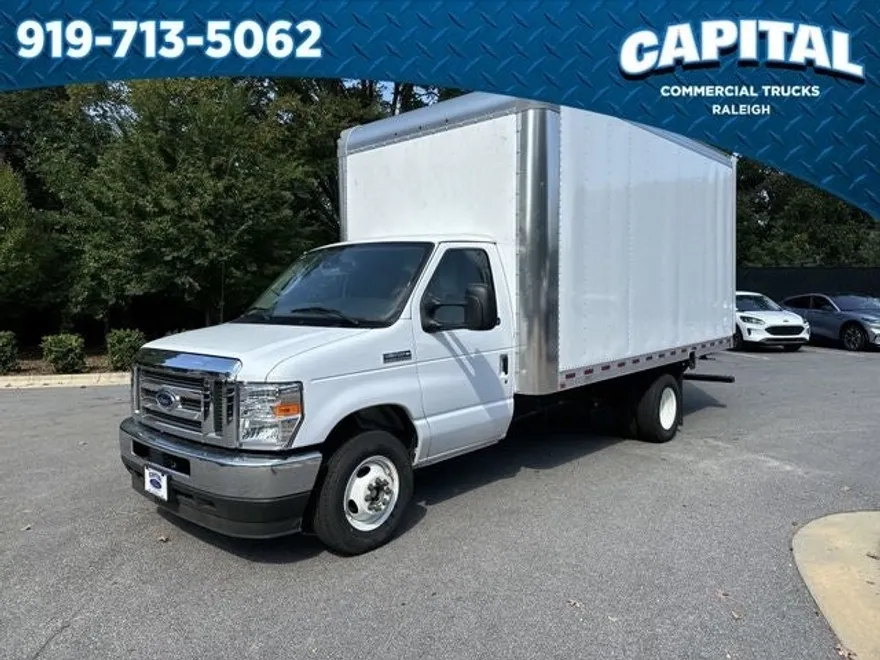 2024 Ford E-350 photo 1