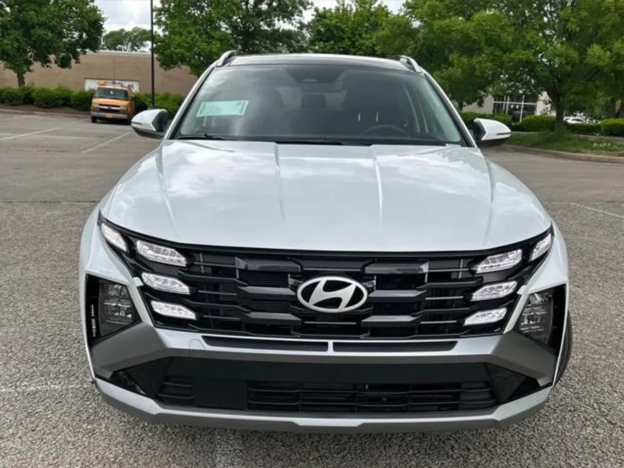 2025 Hyundai Tucson Hybrid SEL Convenience photo 2