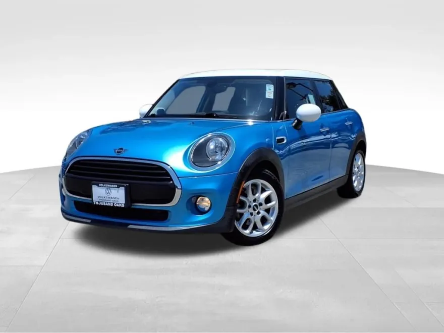 2019 Mini Cooper Hardtop 4 Door photo 1