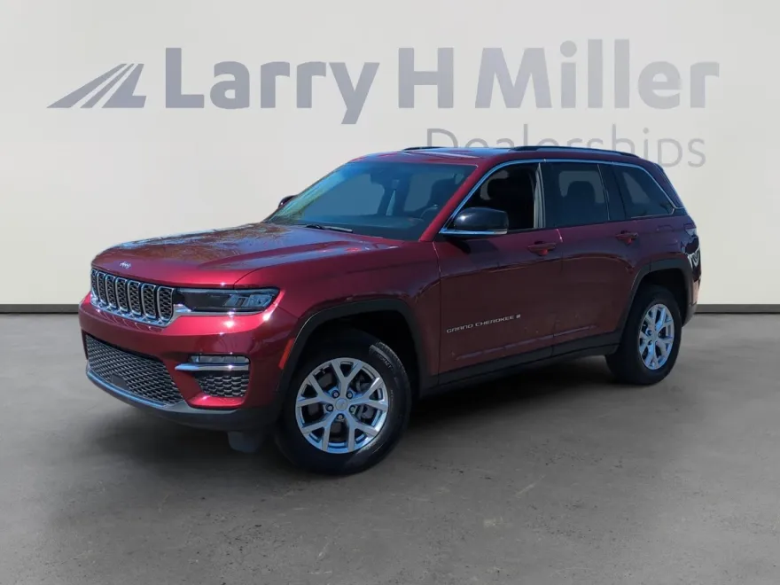 2023 Jeep Grand Cherokee Limited photo 1