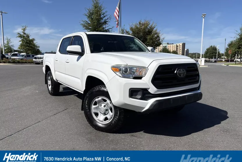 2018 Toyota Tacoma SR photo 1
