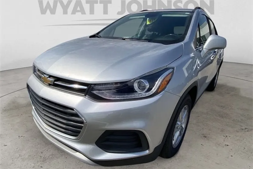 2019 Chevrolet Trax LT photo 1